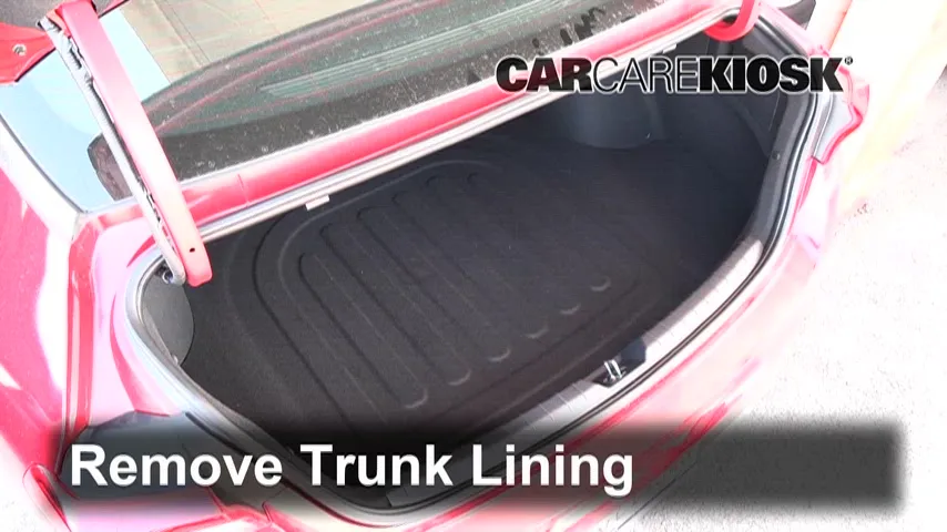 2021 Kia K5 EX 1.6L 4 Cyl. Turbo Monter sur cric